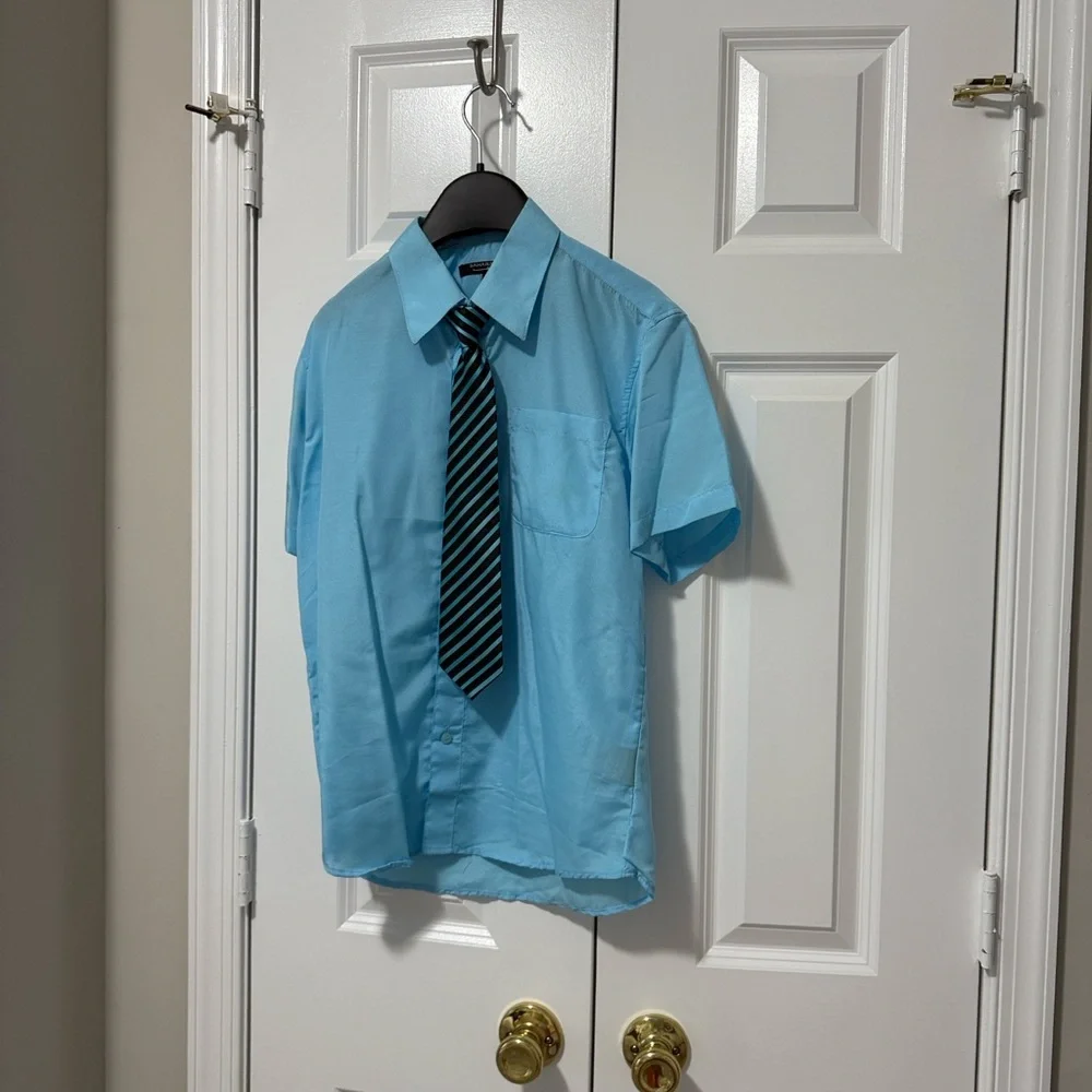 Boys Black Pinstripe Suit, Turquoise Shirt & Tie, Size 14 – Complete Set - Picture 9 of 13